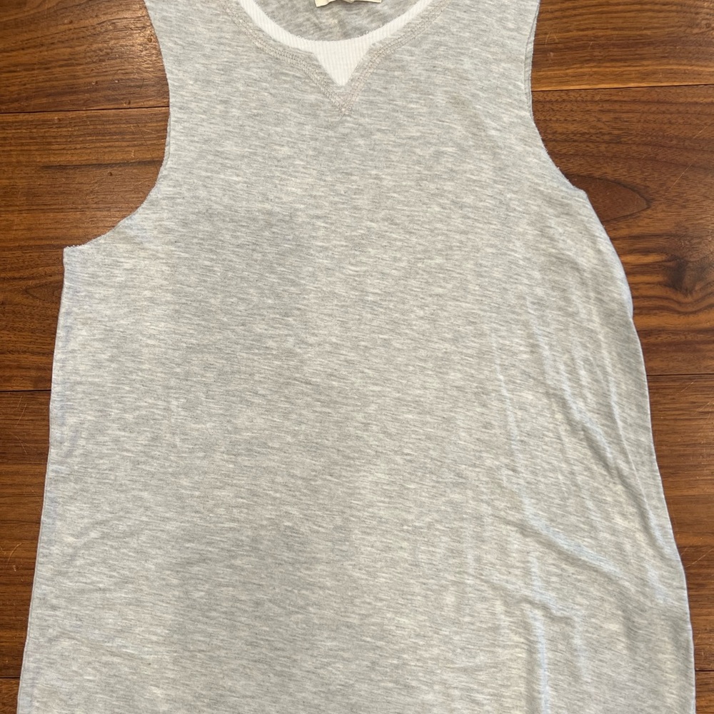 Bandier tank top, grey/white like new!